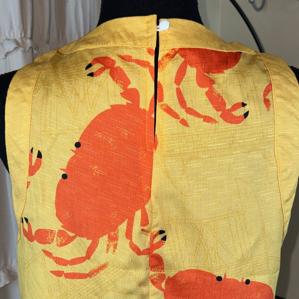 Yellow Dress with Orange Crab Print Size M Never Worn - Picture 4 of 8